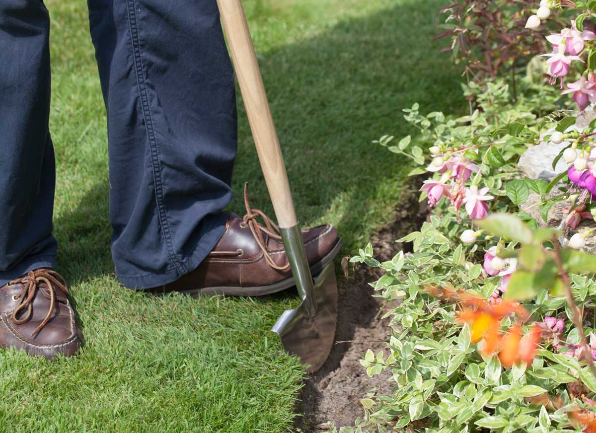 Half moon lawn edger | Eden Project Shop