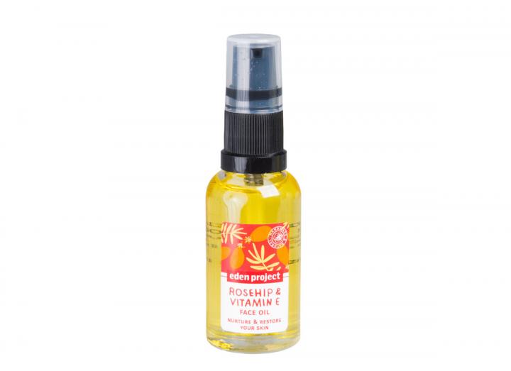 Rosehip and vitamin E face oil