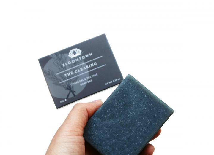 Soap - nourishing charcoal and tee tree - clearing
