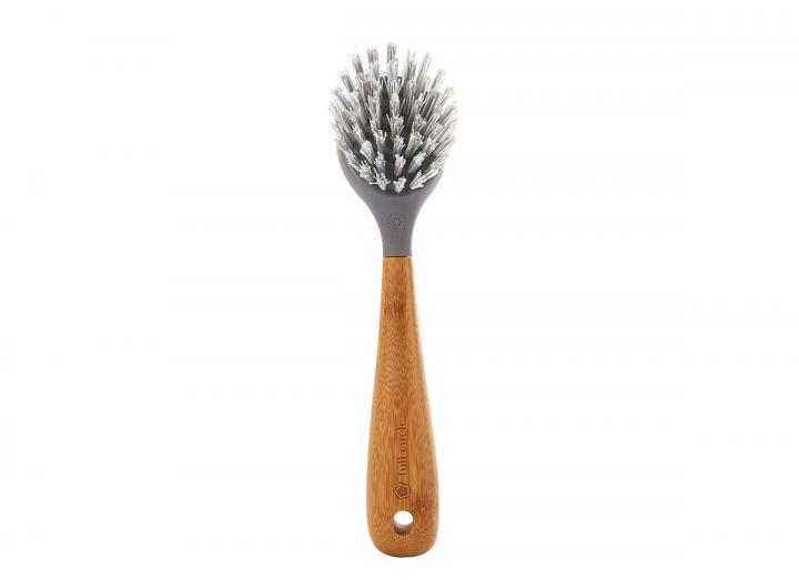 Full Circle cast iron brush & scraper, made from bamboo & recycled plastic