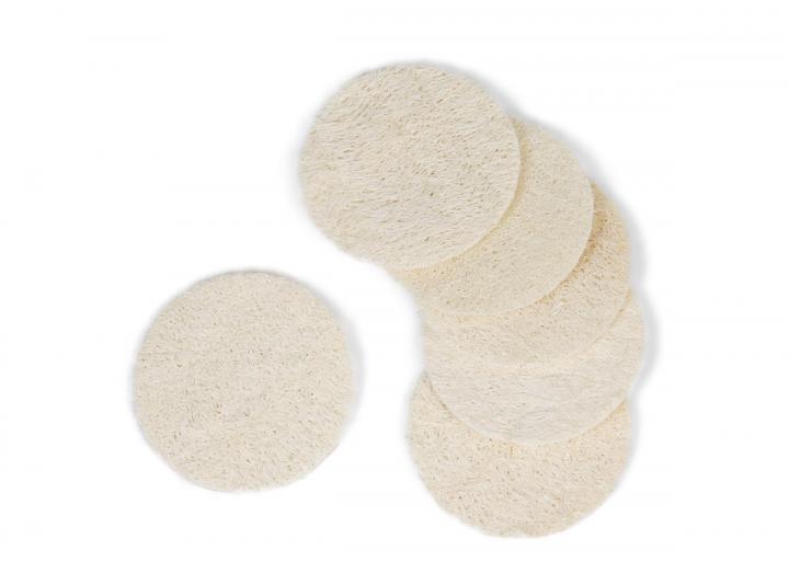 Natural loofah facial discs