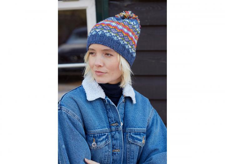 Clifden bobble beanie