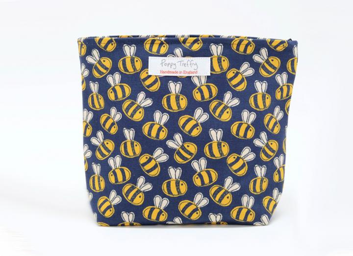 Makeup bag busy bees
