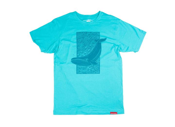 Men's whale t-shirt